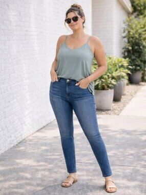 Torrid Bombshell Skinny Jeans | Premium Stretch | Size 14 Short